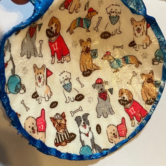 Superbowl Doggies Football Blue Decoupage Handcrafted Shell Dish - Picture 3 of 5